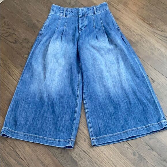 Pilcro high Rise Pleated Wide Leg Denim Crops - Picture 2 of 8